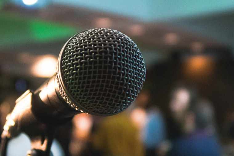 microphone Celebritys Natural Voice
